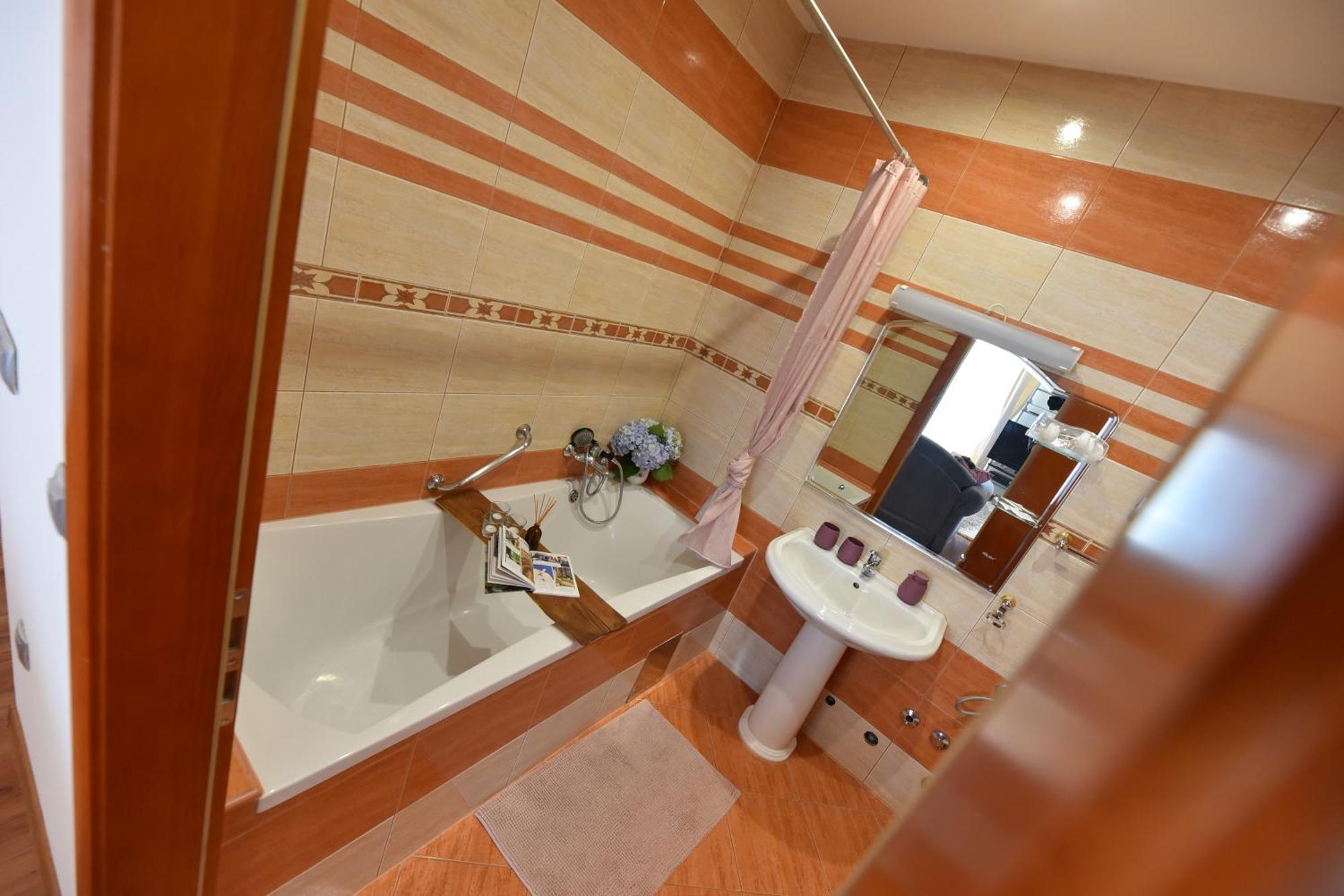 Apartmani Lucija Ludbreg ภายนอก รูปภาพ